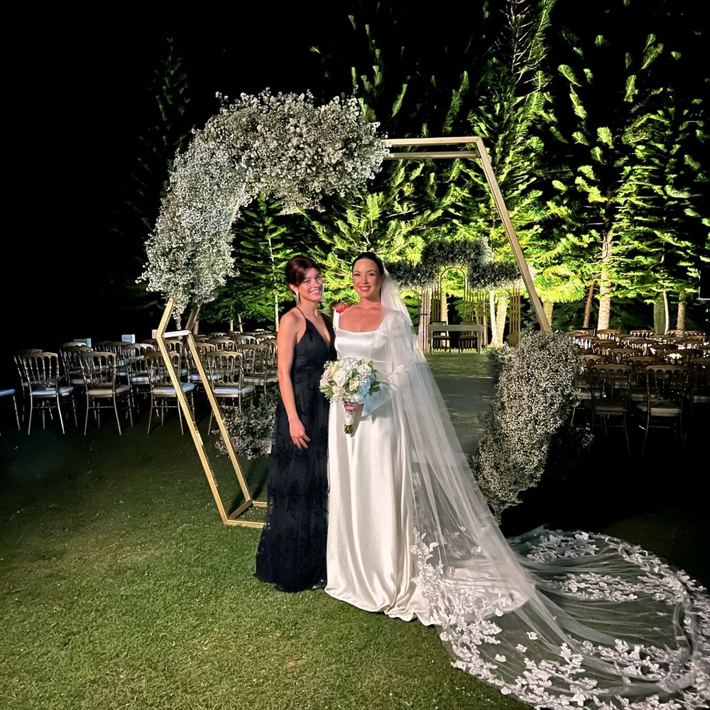 Elegant White Wedding Dress